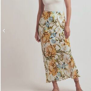 Favorite Daughter. NWT